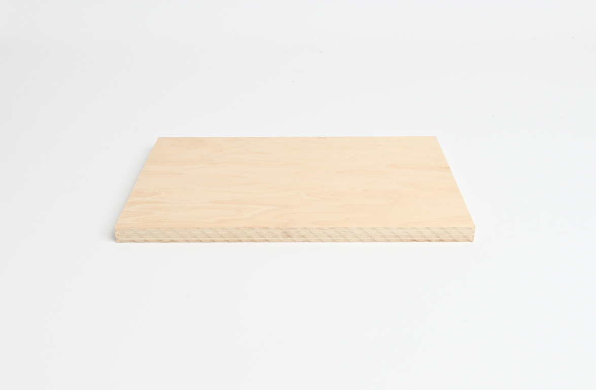 Poppel/Euc. krydsfiner m/ Ahorn B/BB, int. lim, PEFC Controlled Sources